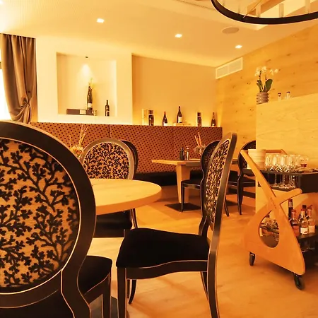 Hotel Alte Rathaus Egna